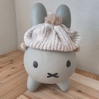 eri8818927's profile picture. 小学生👦園児👦👧の3人のママです。
4月期WEBデザインを受けます。在宅で仕事できたら。。と思い受講することにしました。Fammの先輩方々、同期の方々よろしくお願いします😊無言フォローお許しください（*´∀｀*）