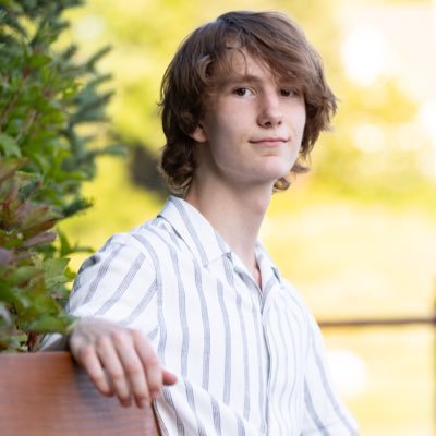 18, 2-Time MN All State Singer | Rocket League MN State Champion under @Eagan_RL | Rocket League for @esportsmnsu | Email: caden@brassow.com