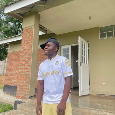 stevenstalis's profile picture. Grad. Architect| Photographer| Graphics Designer, Arsenal fan🛑⚪️
