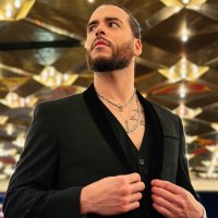 s.v. (@steven_v_lv) 's Twitter Profile