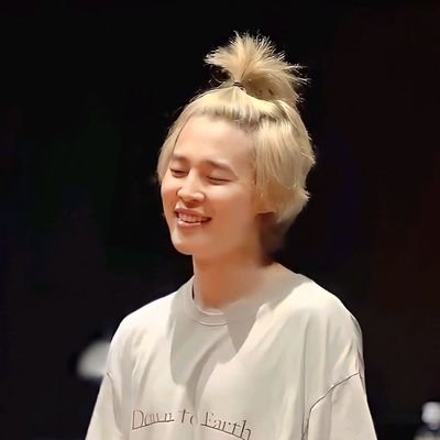 немного Настя🤪 /
любовь моей жизни🤌🏻 ot7 2019 💜/
королевы моей жизни 👸🏻mamamoo2020💚
❝ You've shown me I have reasons I should love myself ♡