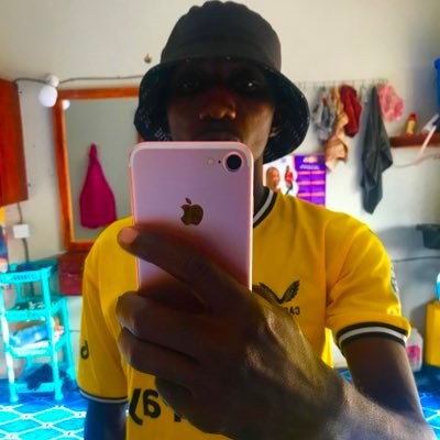 BOniz43's profile picture. 