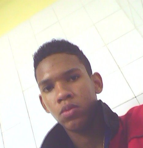 Ker saber sobre mim? Só pessoalmente....
