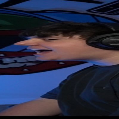 YumisCum's profile picture. 