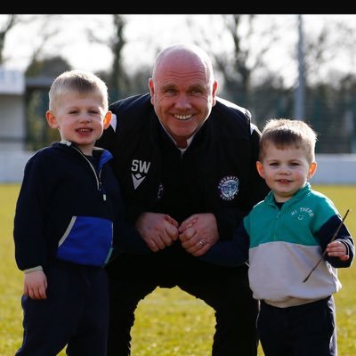 Dad of 3, Louis, Zack & Olivia. 1st team manager @RamsbottomUtd. Ex Pro Footballer, PNEFC & Wigan Athletic. Big Man Utd fan. ❤️Alison. Managed over 1250 games.