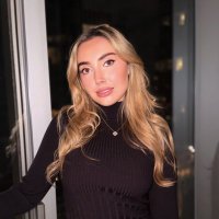 Carys Leah is querying 🪽✍️ (@carys_leah) 's Twitter Profile
