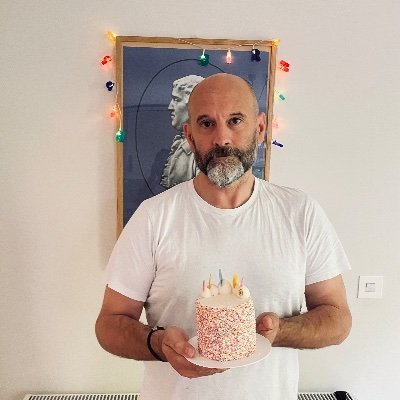 EdwardBarton's profile picture. das andere Mal als Farce