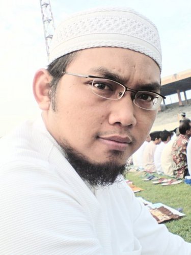 SigitYulianta's profile picture. Penyampai pesan Islam melalui berbagai media yg ada : televisi (SCTV, TVRI Jogja, RBTV), radio (Retjo Buntung FM, KRradio), koran (Harian Jogja), buku&pengajian