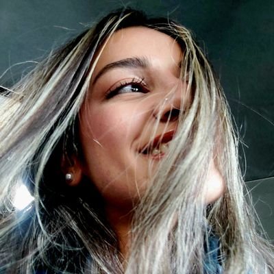 thisisahel's profile picture. رهایی!