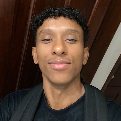 MikeLucas881470's profile picture. 