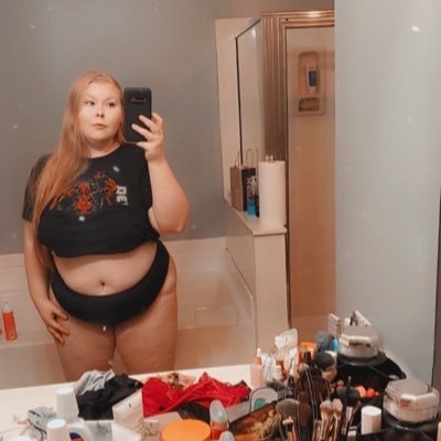 27 yrs old Thick redhead BBW ❤️🍑 🔝 3.2% on onlyfans Over 100 videos available https://t.co/SmO4JO7jg0