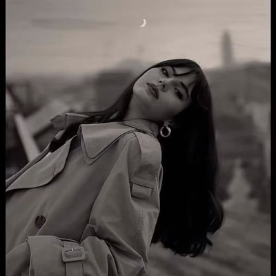 ᴍᴏᴍ , ᴡɪғᴇ , ᴄᴏғғᴇᴇ , ʟᴀʙᴏʀᴀᴛᴏʀʏ , ᴀᴘʀɪʟ , ʟᴏᴠᴇ , ᴛʀᴀᴠᴇʟ ☕️👩🏻🔬🇸🇦