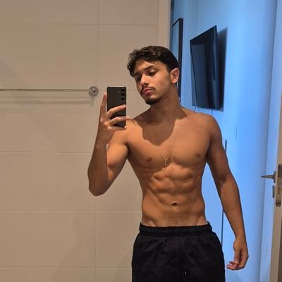 Leocsalgado's profile picture. 