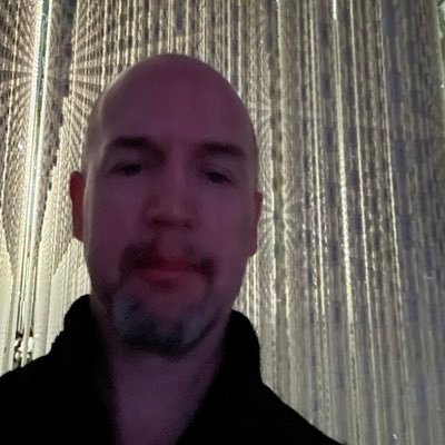technologist & digital artist, music lover: Bowie to Tool to Tori Amos to Rufus Du Sol to Weather Report. I also listen to Alpha Waves. Tell me what you ☺️