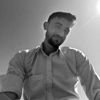 abdul_ja3293877's profile picture. | Media Student |
| A quiet bubble floating on a sea of noice |