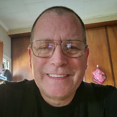 bef5252's profile picture. 54 year old husband, father of 4, grandfather of 8.      #SUPERFAMILY @Jayecane fan.