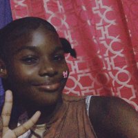 Reyneeka💜💕 (@tianareid) 's Twitter Profile