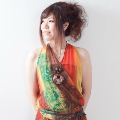 mika_chu0203's profile picture. 宮古島アーティスト安室美香です🍀*゜ 砂川美香改め、母の旧姓を名乗り心機一転スタートしました🌺オリジナル曲好評配信中🎶島内→県内 →県外三線LIVEしてます✋ オリジナル曲「愛をくれる人」好評配信中❤️