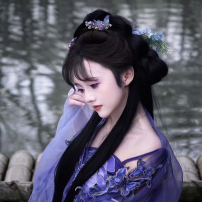 zhouzhou288's profile picture. 好色，喜欢看男菩萨，喜欢闻臭袜子和臭内裤，欢迎邮寄（可返图）