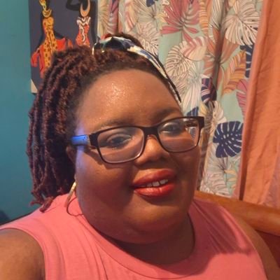 janeenfrection's profile picture. 🇹🇹Island Girl 🏝️// Photography// Digital Media// Marketing// Travel & Culture// ARMY//MOA