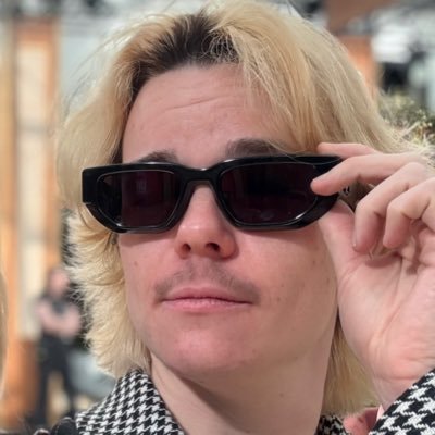 skerupp's profile picture. down to earth on another planet