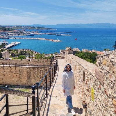 gamzefknl's profile picture. Uzm. Psikolojik Danışman God be with ye.. 🍀🙏🏻 PhD 📚☺️