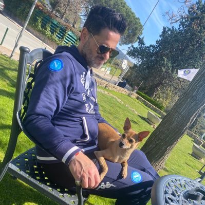 D&N.Futbolista⚽. Gatuno.Tattooed. XXII XXVIII. Habitante de la bella Costa Brava.⚜️Amor Omnia Vincit⚜️۵ ♊ (He dicho que adoro los 🐈?) Verified Official
