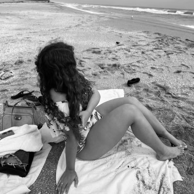 kel25m's profile picture. Si queres cambio verdadero, pues caminá distinto.