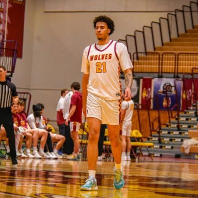 StrawHatKaleb's profile picture. 6’10 C/PF Kalebsm03@gmail.com