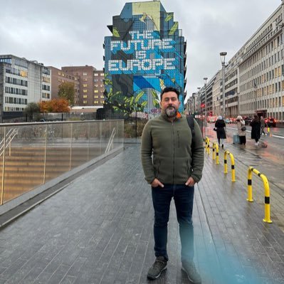 ErsinOzdek's profile picture. Avukat / Arabulucu / Tarım Gönüllüsü