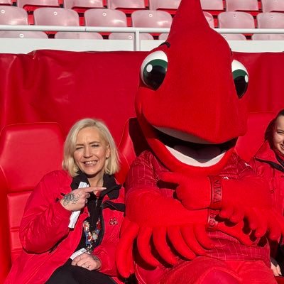 Mum to Amelia and Bobbi 💓💓 Likes pyjamas. ❤️ Tour guide for LFC #YNWA views are my own 👍🏼