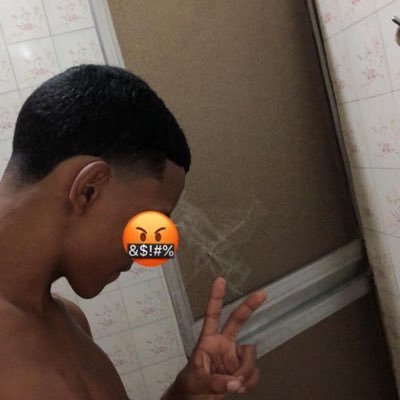 Novinho de 18 anos, safadinho e curioso 😈🔥