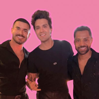 •É só amor e mais nada! ❤ - 12.05.17/ 22.11.19 #projetovírusdoamor •Luan• BS•TeG• Jade•