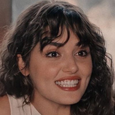 coconut10680351's profile picture. هنا شخص هارب من الواقع يبي يحقق احلامه بالمواقع