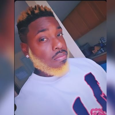 #USMC #ΦΒΣ🤘🏿🕊 #NCCU🦅 #MSUAlum🐻 /G\ #CatholicMan #DFSgamer 😏