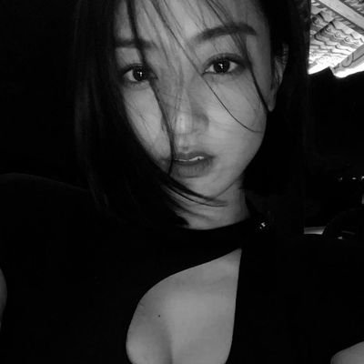 yongiesz's profile picture. 