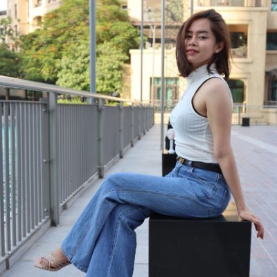 Emilie_lin5487's profile picture. optimistic, cheerful, curious about new things, independent-minded, financially independent, not dependent on others, self-reliant, caring for the underprivileg
