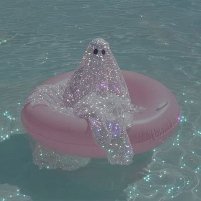 Kristel81634138's profile picture. 