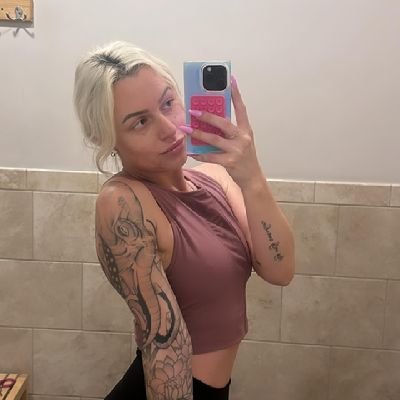 Sully_Vanan's profile picture. 🇨🇦 She/Her, Very Nostalgic! 
I play COD but I suck.