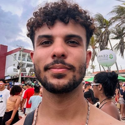 potiguar, bacharel em serviço social/uern, comunicador popular, mestre em serviço social/uern e graduando em gestão ambiental/uern