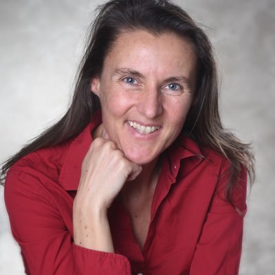 farahjouffroy's profile picture. 🚀 Entrepreneure | Fondatrice de @HumanChallenge_ | Co-fondatrice de @Cancerock🎗️🧬 | Aider à créer des organisations alignées, rentables et impactantes