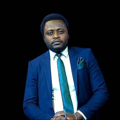 °Directeur des programmes @congobuzz_tv
°Directeur Général de https://t.co/vCiNsINxg6 | Expert en communication et Marketing Digital | Juriste!