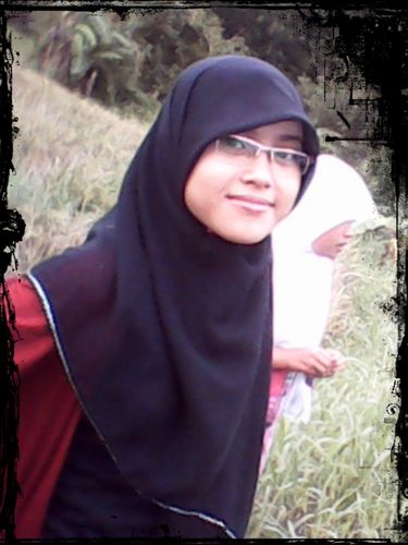 ShantiNurAditya's profile picture. 