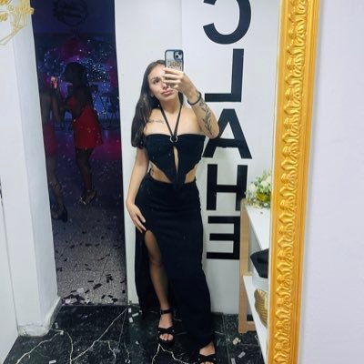 claruumena_'s profile picture. 🌙