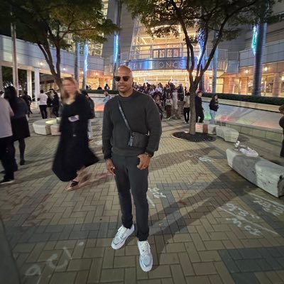 “Your mistakes are your mentors, not your tormentors.” 🧠 School Psychologist 🍢 Author 📖 Florida State Alum #GoNoles 🏈 #NYJets 🛩️