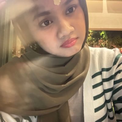 ehwayeonn's profile picture. 