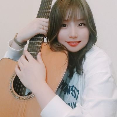 ya_ya07151015's profile picture. 歌うことが好きです💗
DM返しません❌
ギター🔰弾き語りします🎸