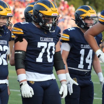 ✝️6’1 275 LG #70 Clarkston HS Class of 2026 |Prep RedZoneMI #18Ranked OL 4.98 40 yd I Email: zradlick@gmail.com 248-808-2119 Coach: Justin Pintar @coachpintar