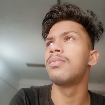 ItsXZisT's profile picture. 