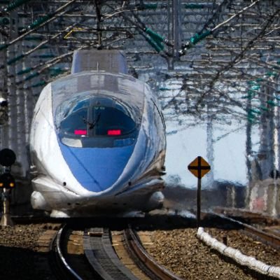 たまに撮った写真あげてます
写真は基本鉄道ですが、まれに風景や動物が出てきます。
